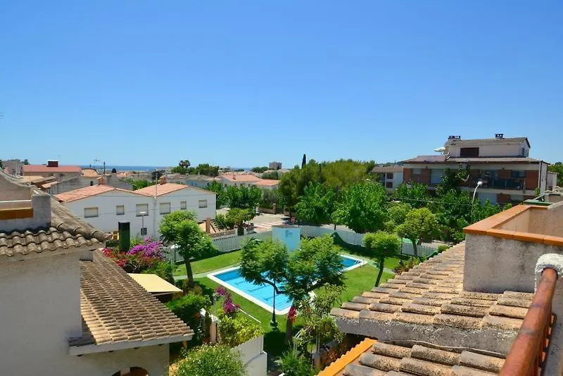 Villa Enric Borras Roda de Berà  0*, Roda de Berà (Roda de Bará) España