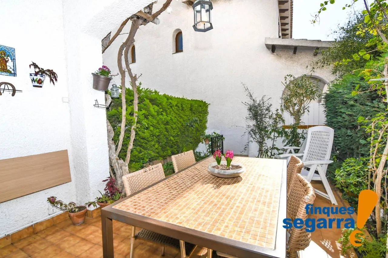 Villa Enric Borras Roda de Berà  0*, Roda de Berà (Roda de Bará) España